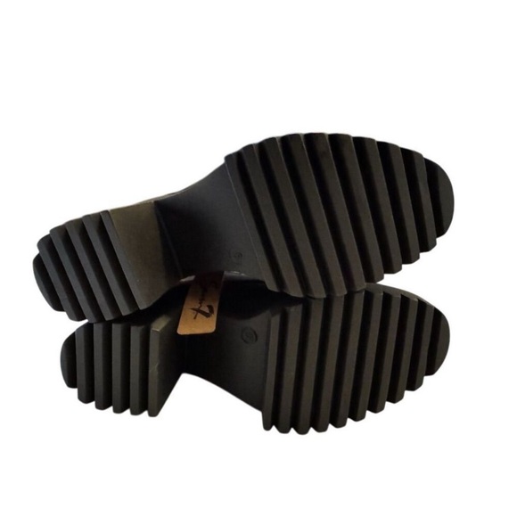 Seven7 Women's Black Ankle Booties Lug Sole Chunky Heel Casual Size 6 - Picture 7 of 9